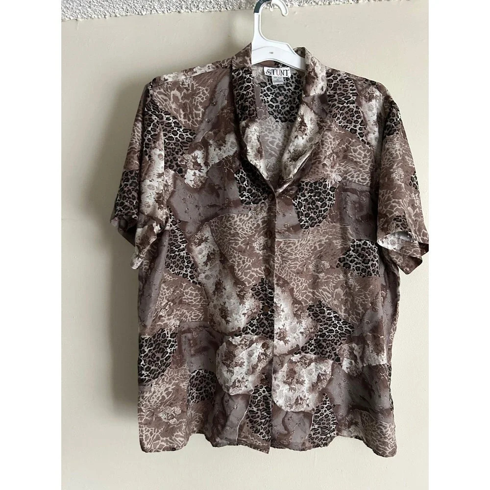 Stunt 100% Silk Short Sleeve Leopard